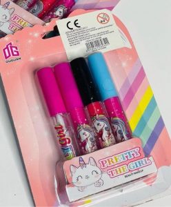 Cosmético brilló con brillantina